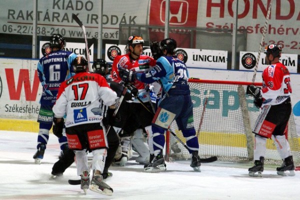 Alba Volán - HC Innsbruck 10-1 (Ágoston Olivér)